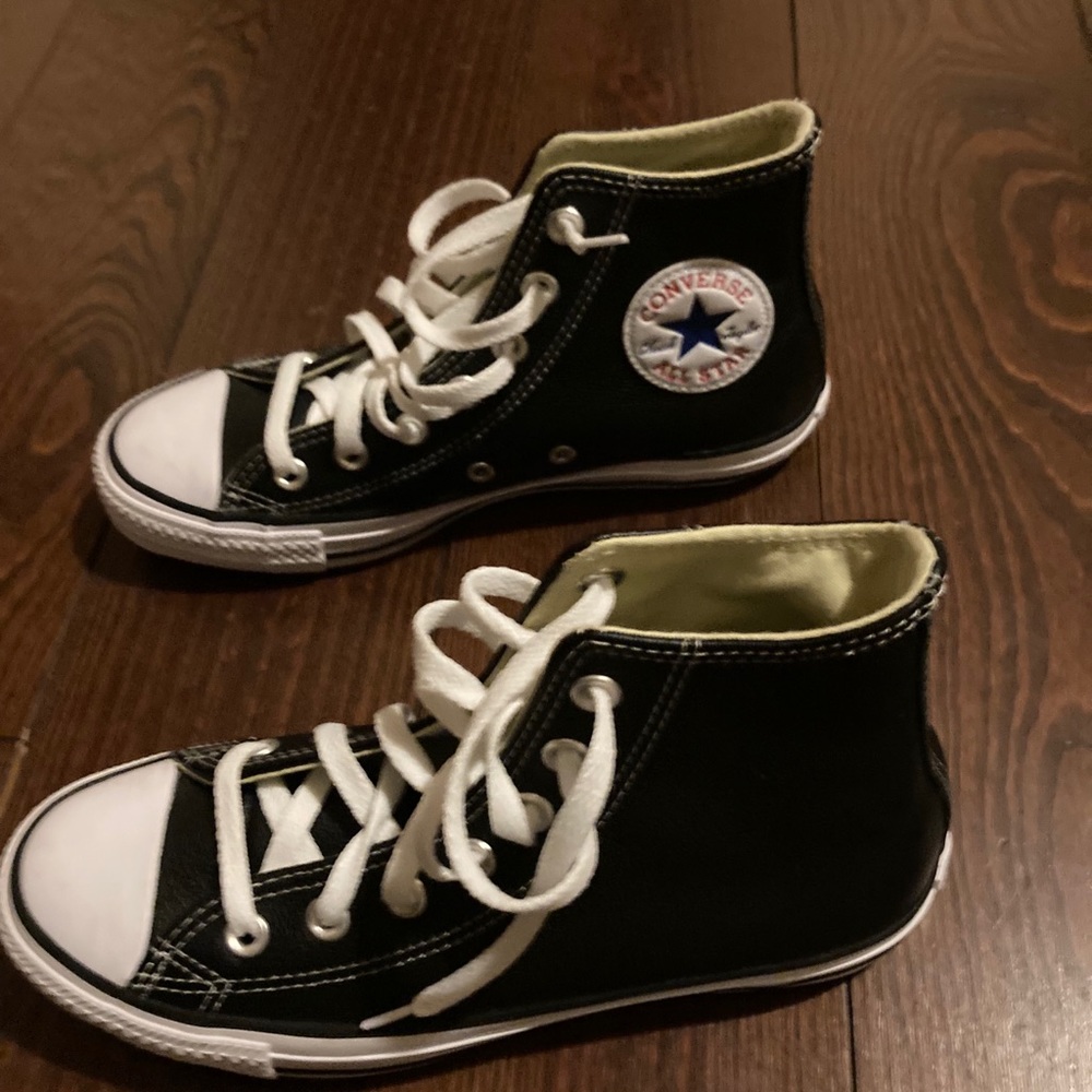 Black leather Converse